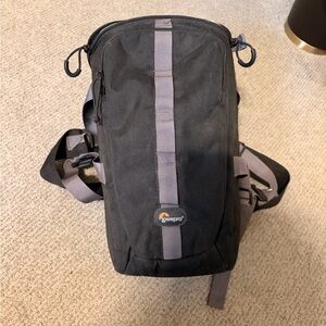 Lowepro Outback 200 Black Sling Camera Bag with Gray Trim